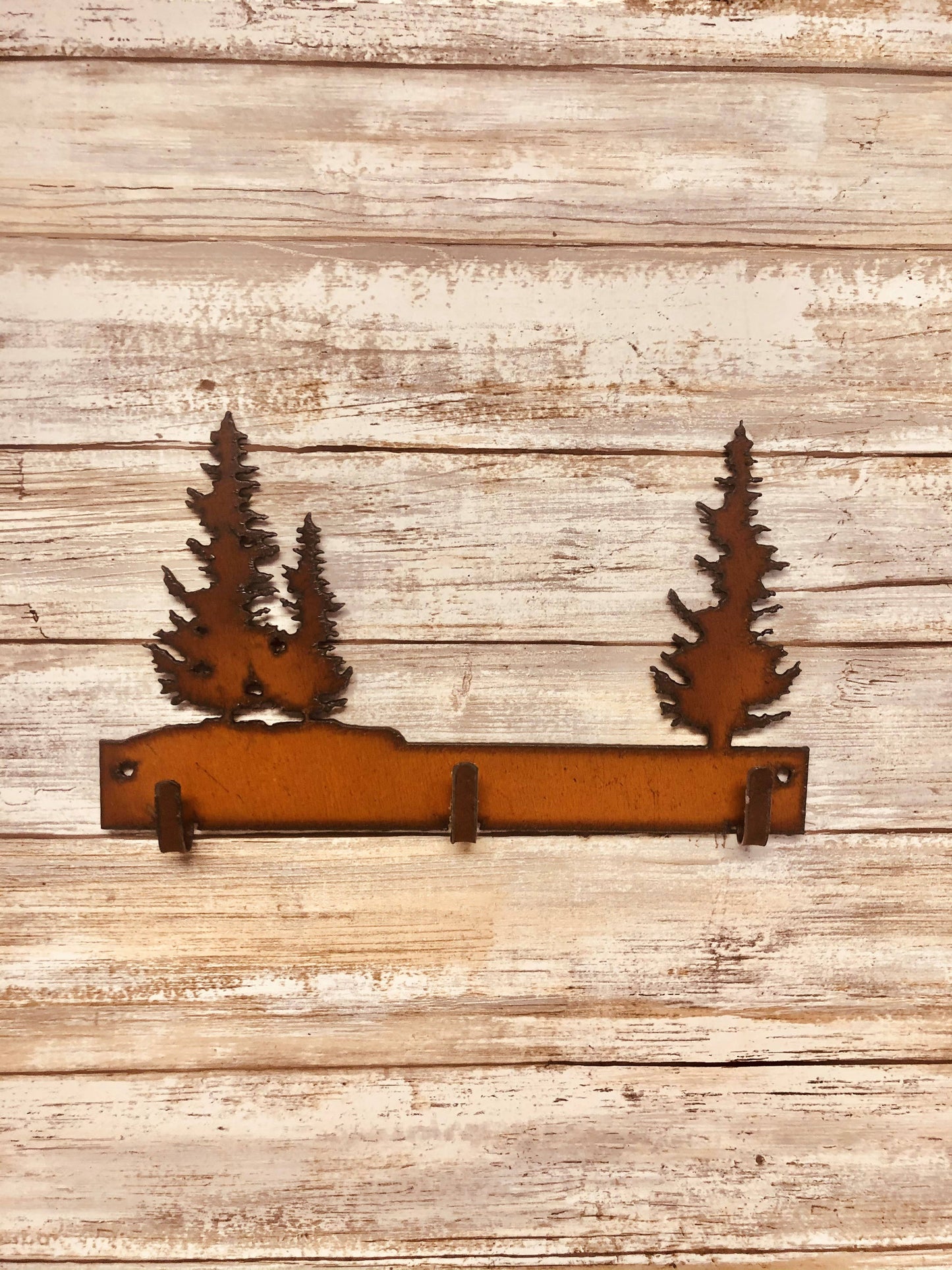 Pine Trees Lodge Triple Tree Hook