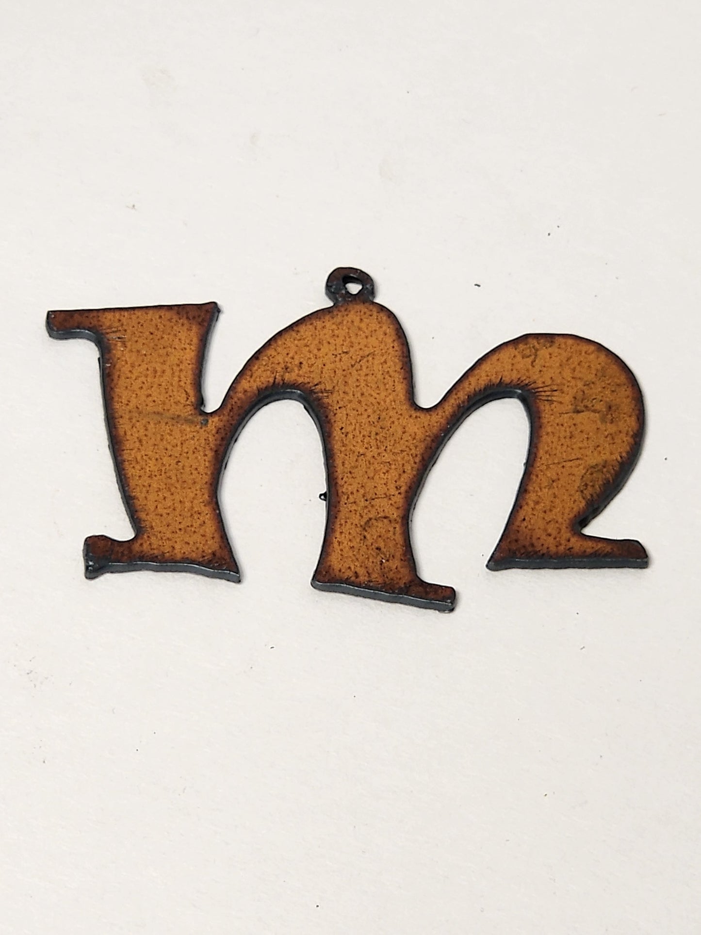 ."Rowdy" font Initial Charm