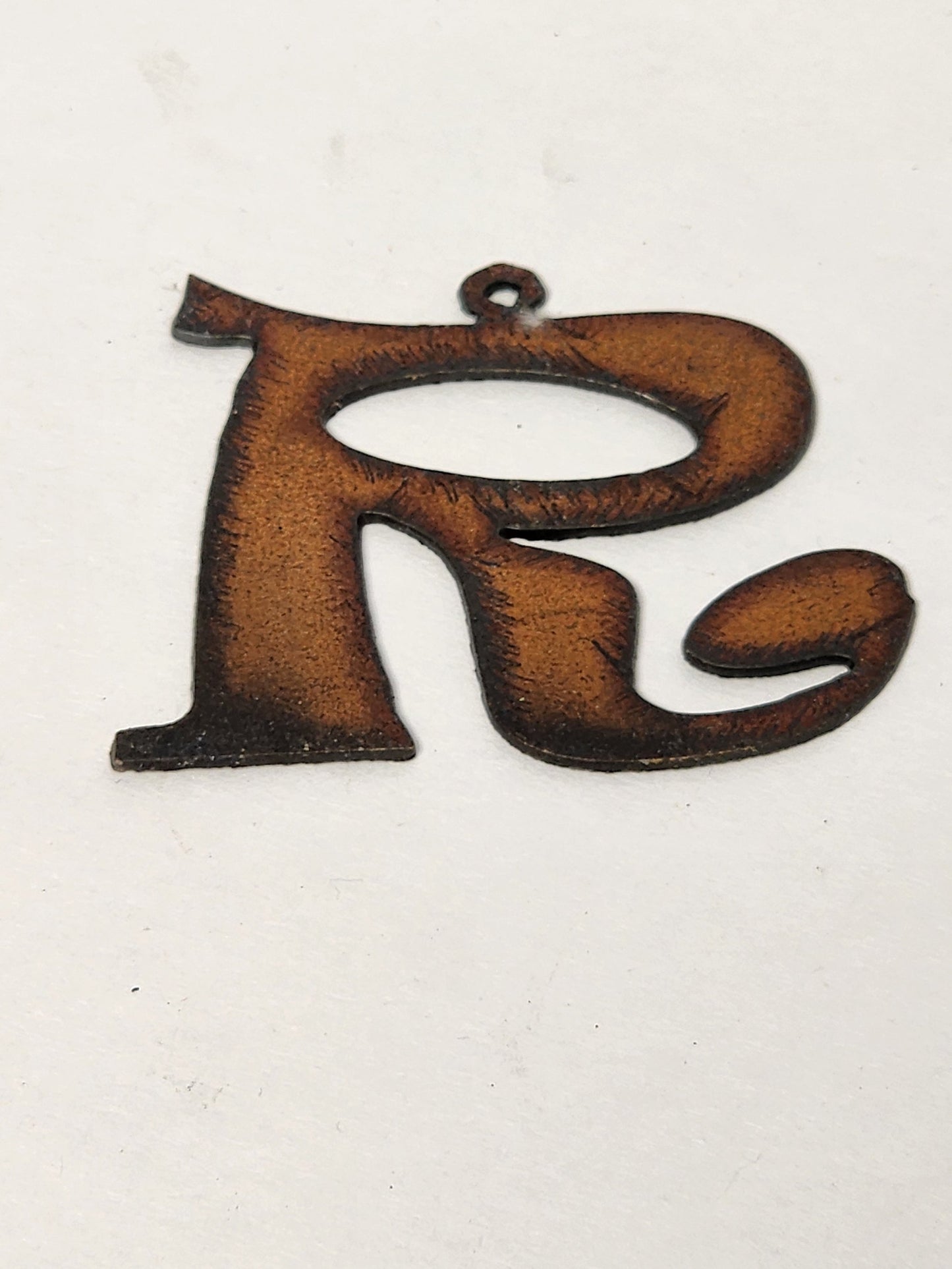 ."Rowdy" font Initial Charm