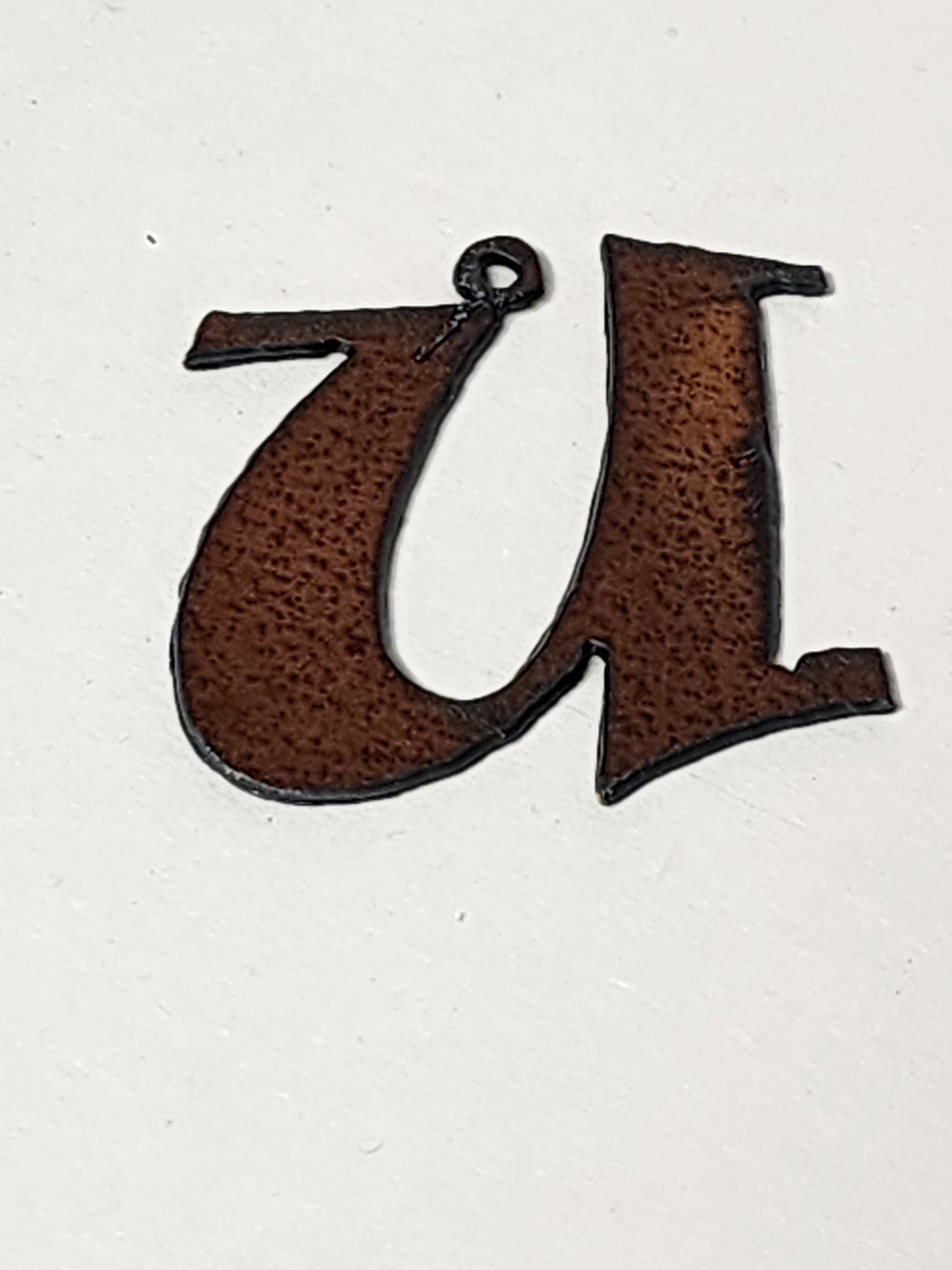 ."Rowdy" font Initial Charm