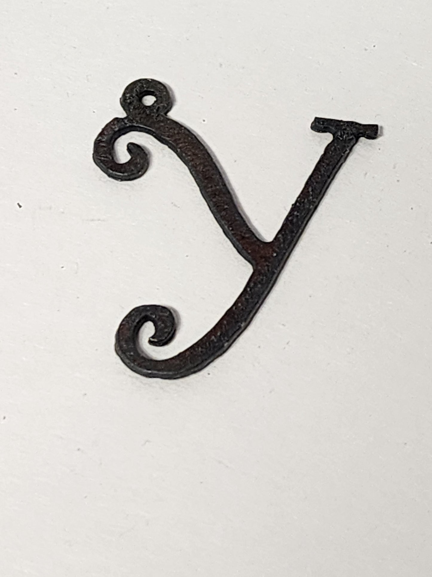 ."Curls" font Initial Charm