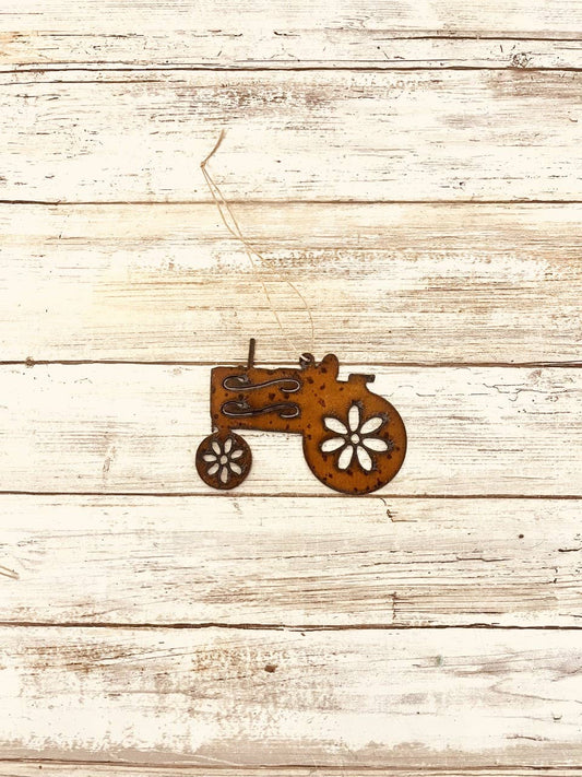 Tractor GARDEN FRIEND Ornament