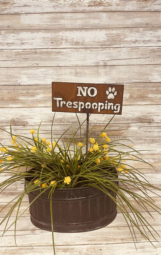 NO Tres pooping Funny DOG Garden Stake Plaque