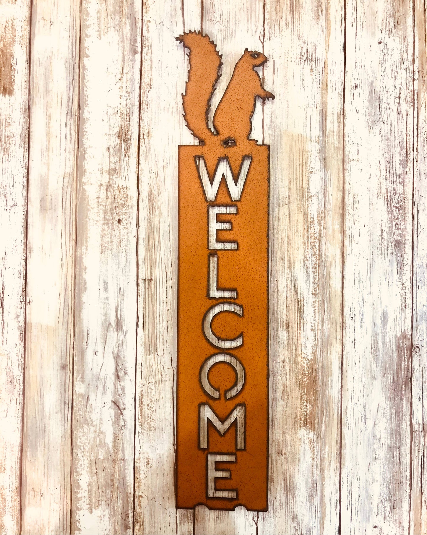 Squirrel Lodge Vertical Welcome Sign