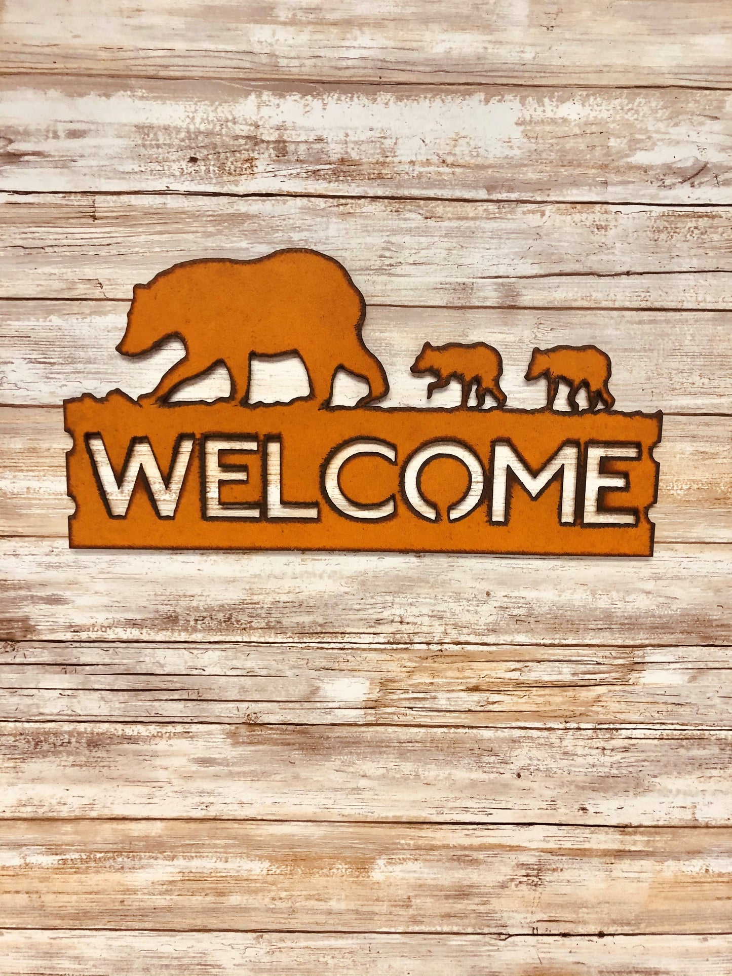 Black Bear and Cubs lodge Horizontal Welcome Sign