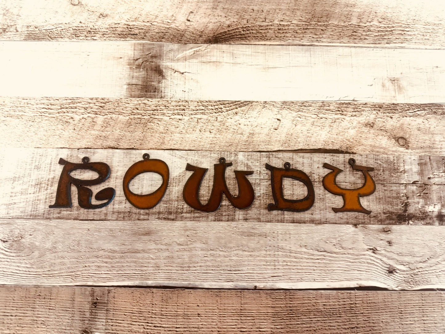 ."Rowdy" font Initial Charm