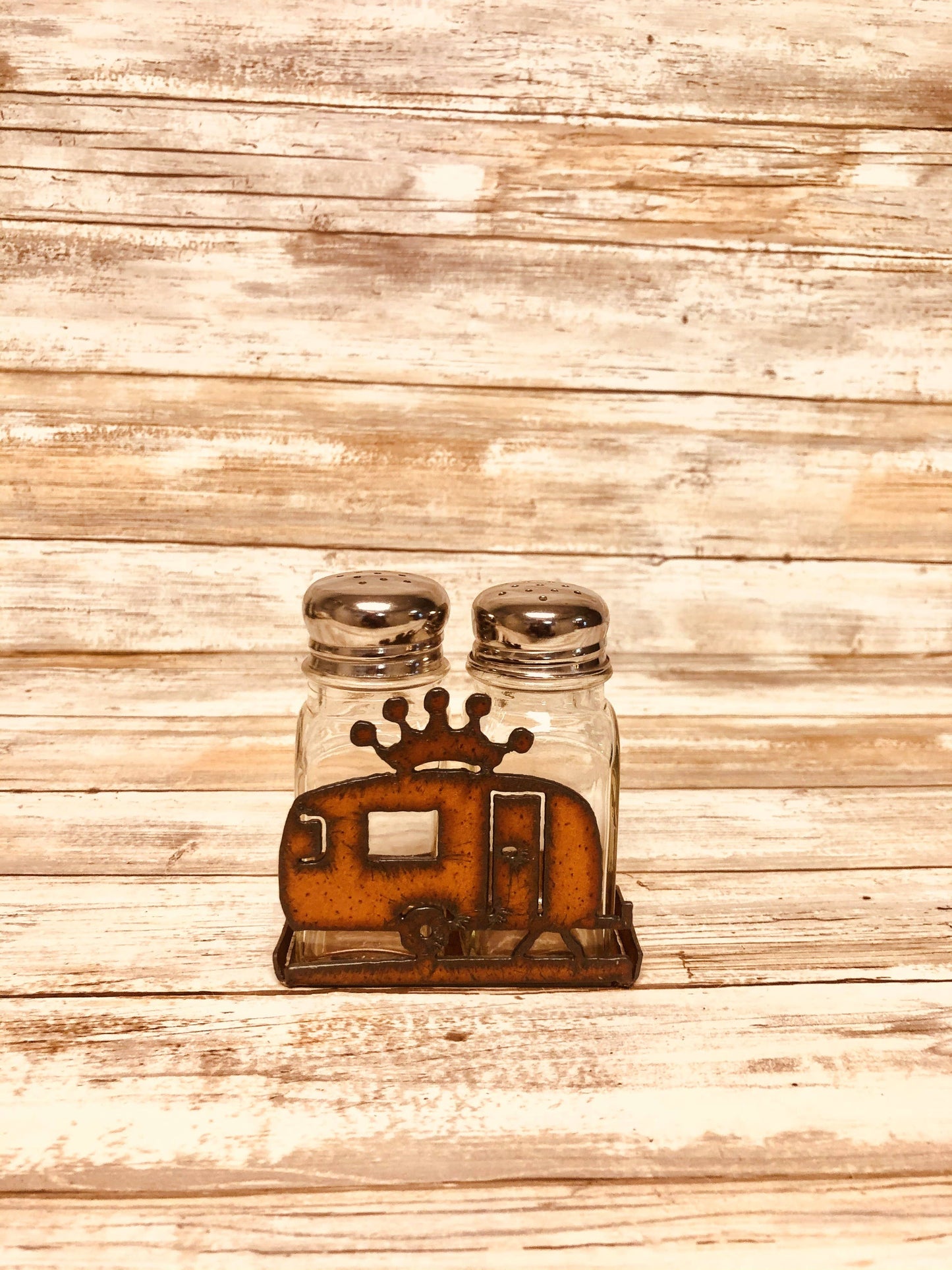 Trailer with Crown Glamper Salt N Pepper Shaker Holder