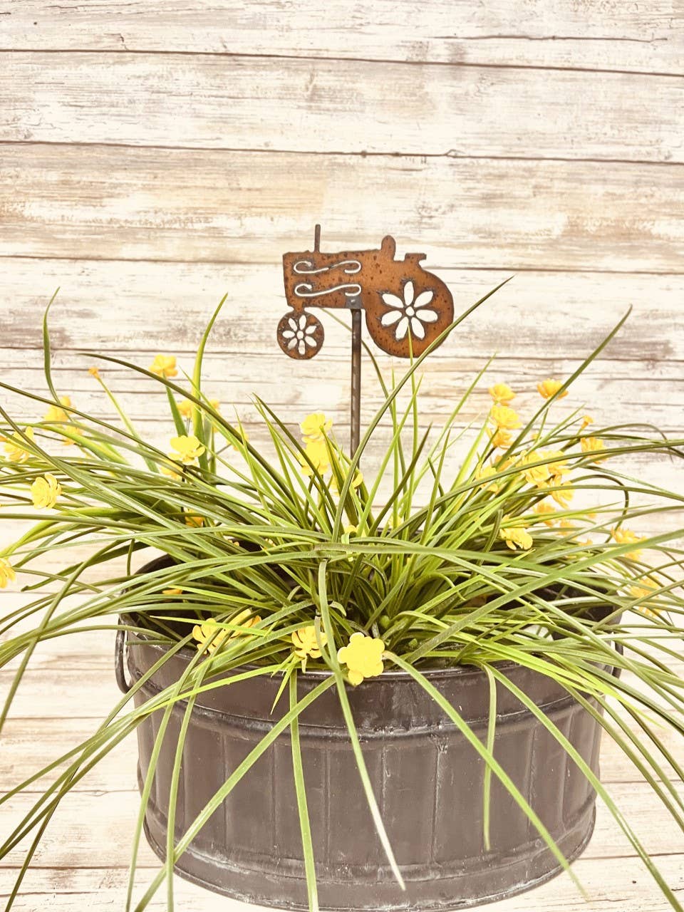 Tractor GARDEN FRIEND Plant Stake