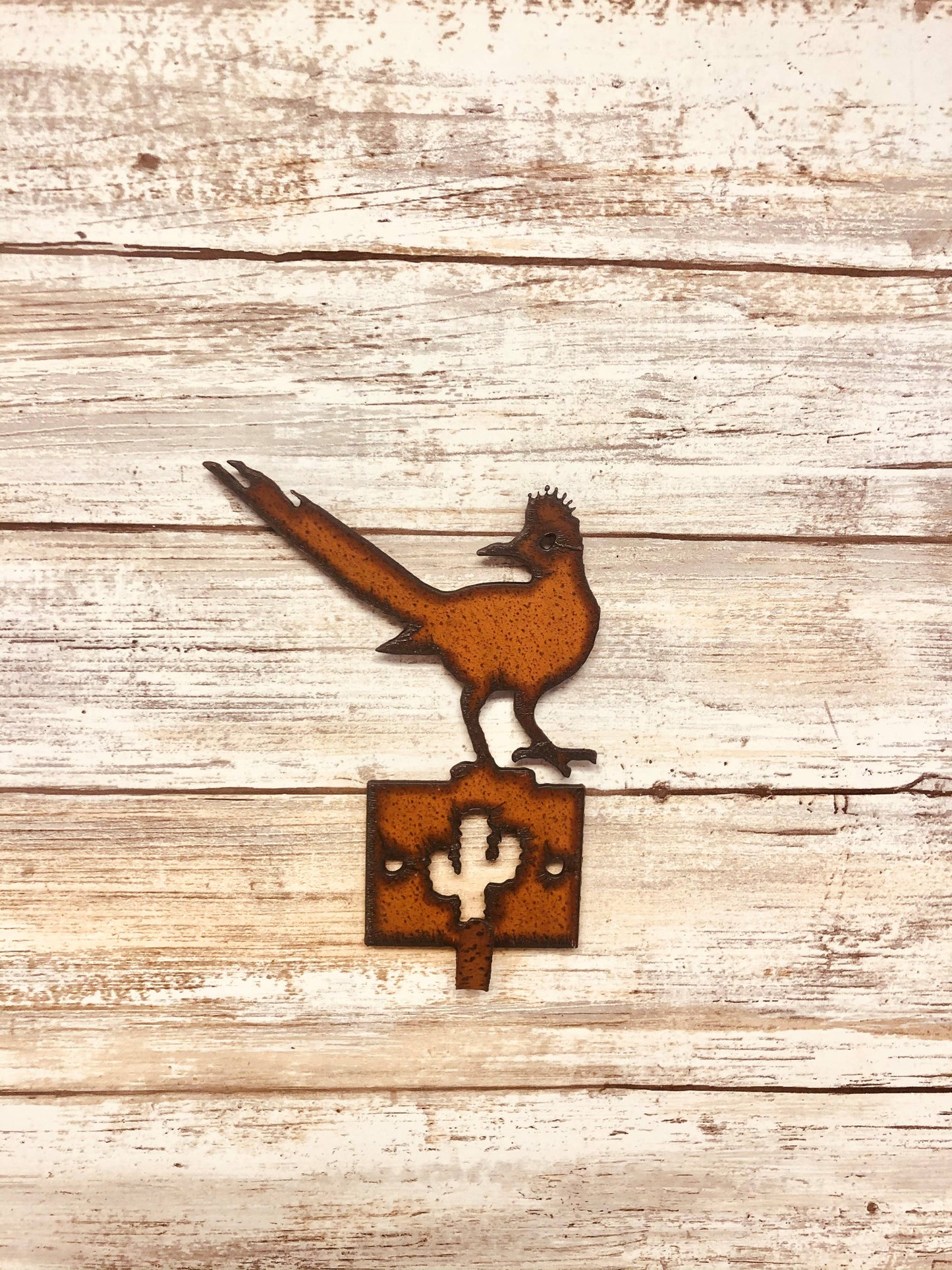 Roadrunner Looking Back Southwestern Desert Single Key Hook