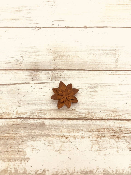 Lotus Flower 3D Rustic Magnet 1.5 Inch Rustic Garden Gift