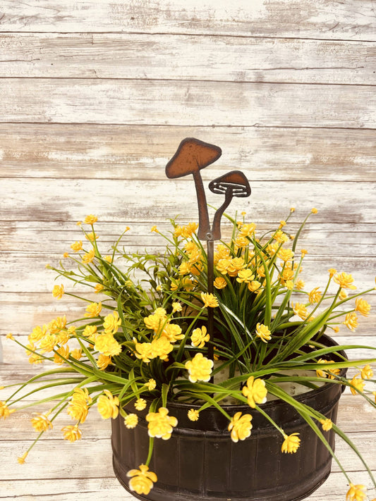 Double Mushroom Garden Plant Stake Rusted Metal Garden Gift